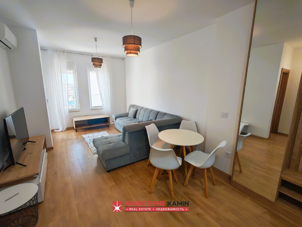 Nov dvosoban stan kod tržnog centra, Budva